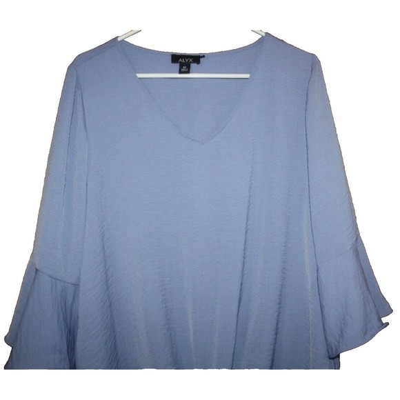 ALYX Women's Flutter Sleeve Overlay Blue Tie Front Blouse Plus Size 0X NWT $54 - Picture 2 of 8